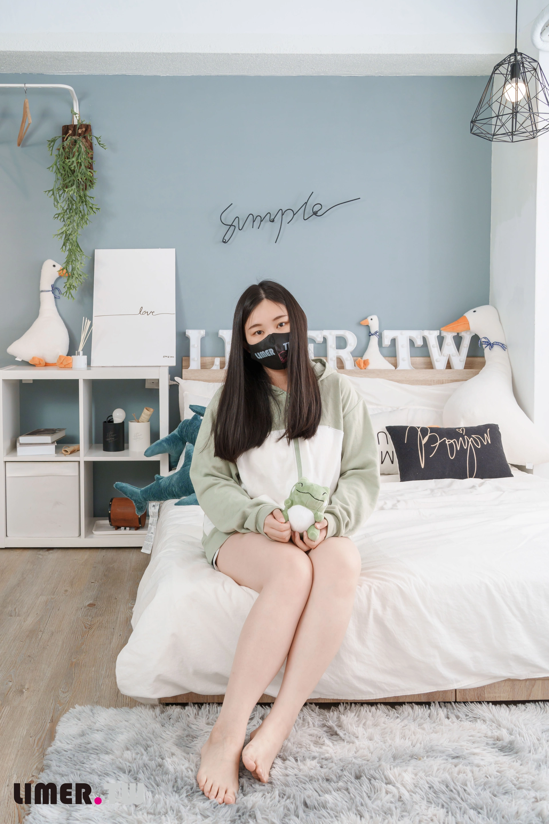 [Limerence] NO.032 BiBi足盒激萌替身VS脚底TK 1